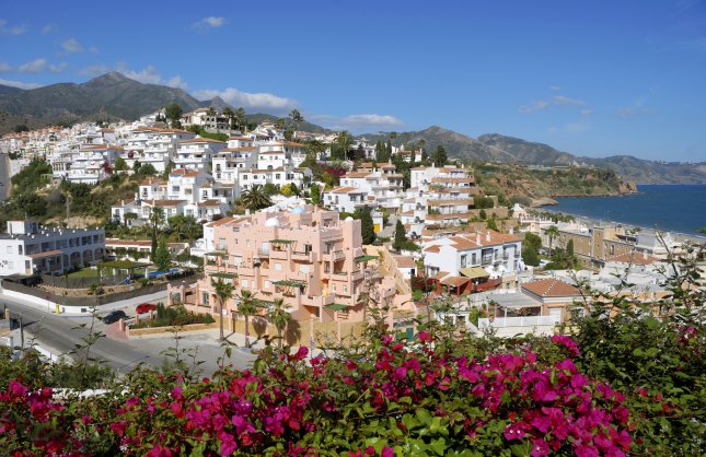 Nerja, Espanja | Napsu